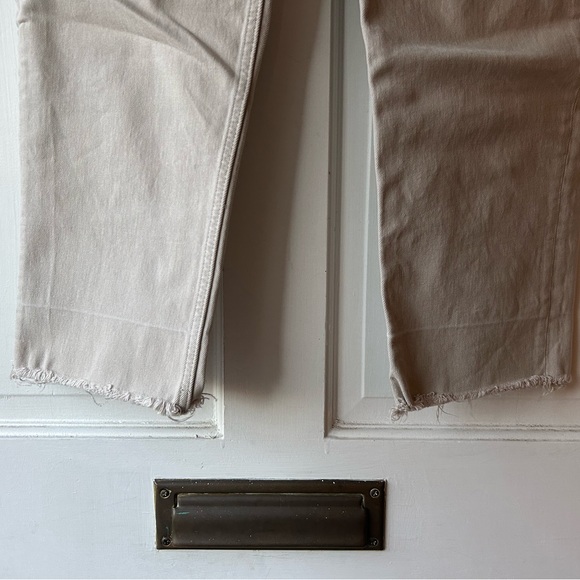 Everlane Way-High Jean in flax - Picture 6 of 7